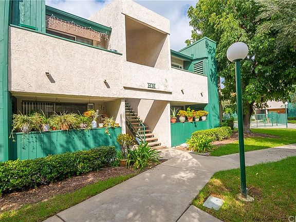 3rd image of 15436 La Mirada Blvd Unit 209