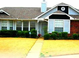 2722 Collins Blvd, Garland, TX 75044