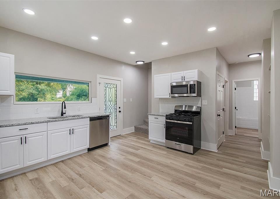 1st image of 308 Madison Ave
