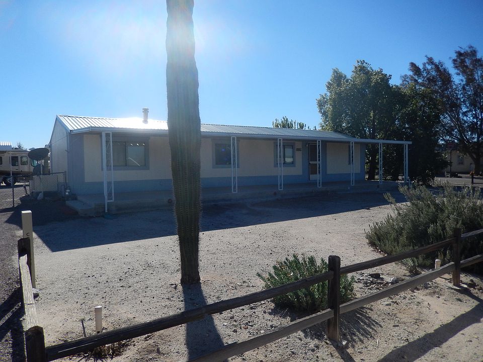 1st image of 66880 Cactus St