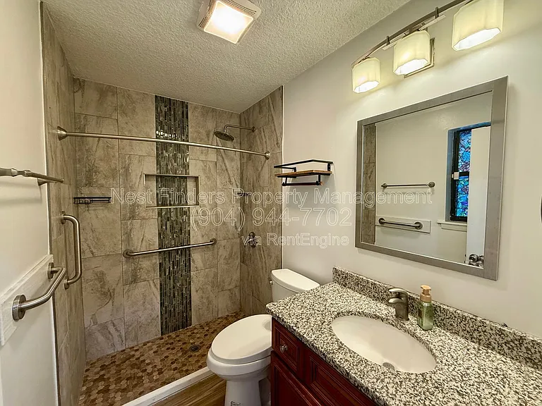 7007 Holiday Hill Ct — Photo 24