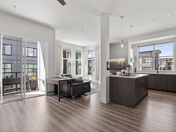 3rd image of 20852 78b Ave #22