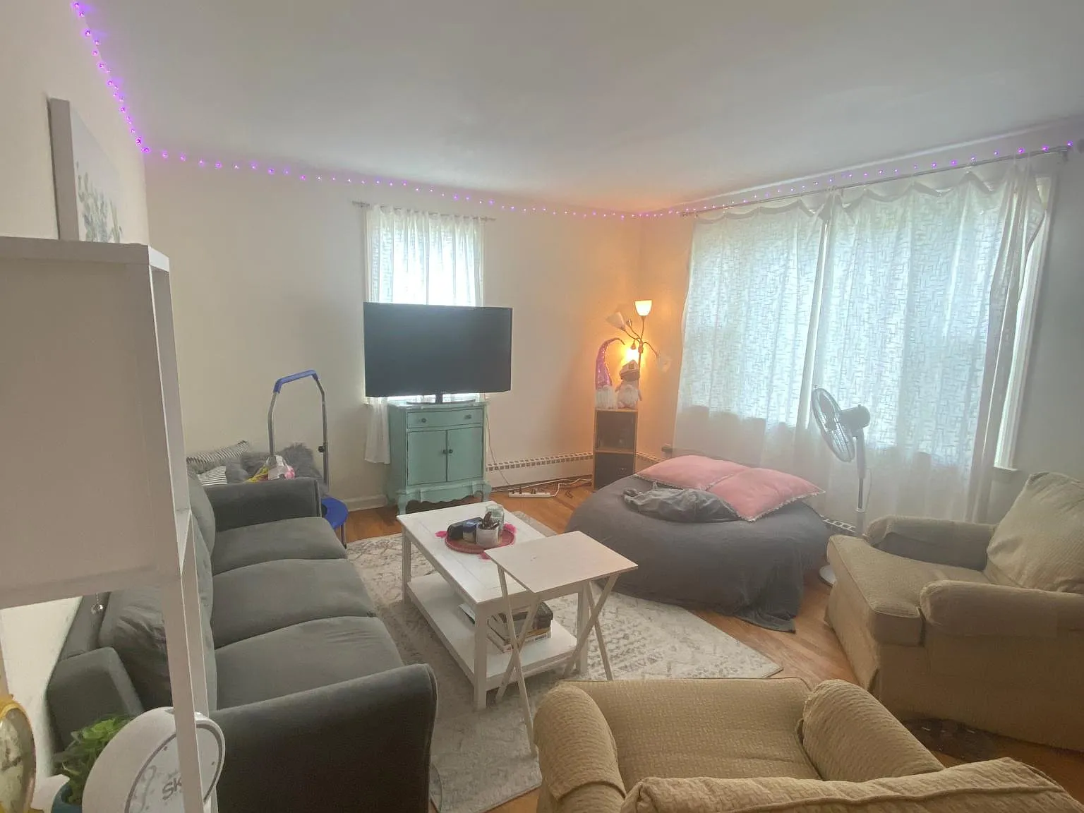 214 Anton Dr — Photo 2