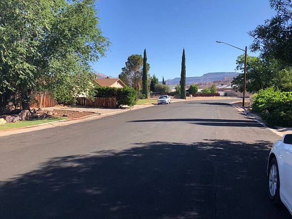 5th image of 561 N 120 W