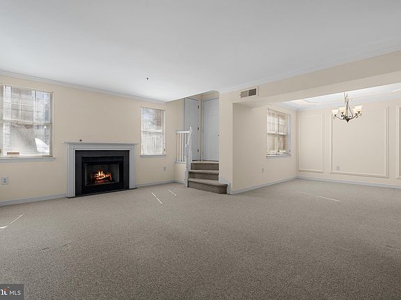 5th image of 1625 International Dr #Townhouse 2