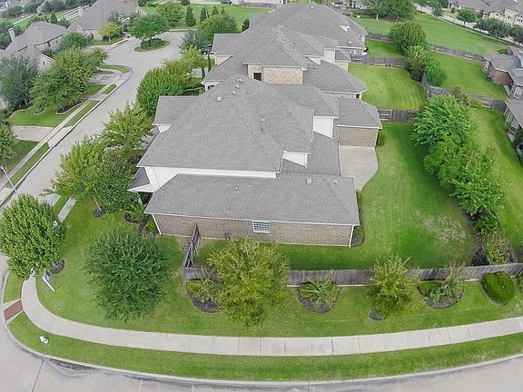 4th image of 1515 Caledonia Trl