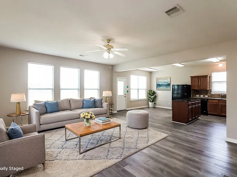 19107 Remington Grove Ct — Photo 6
