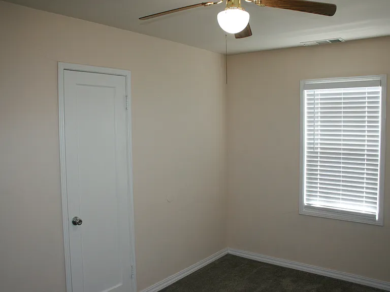 1460 Oxford Way — Photo 60