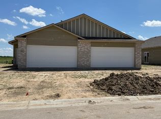 12933/12935 E Blake St, Wichita, KS 67218