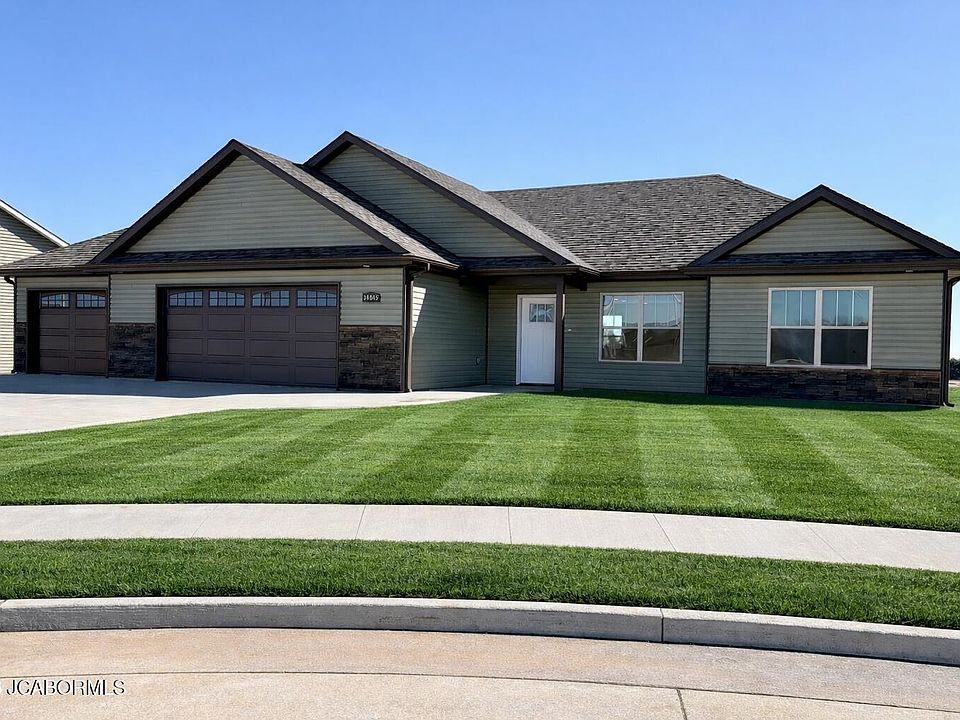 1st image of 14845 Welch Dr