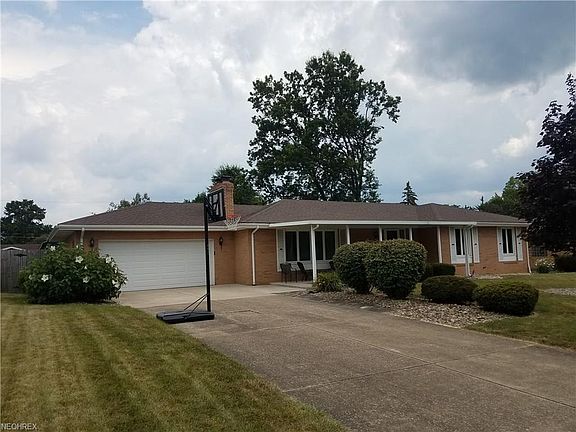 2nd image of 2595 Ardenwood Pl
