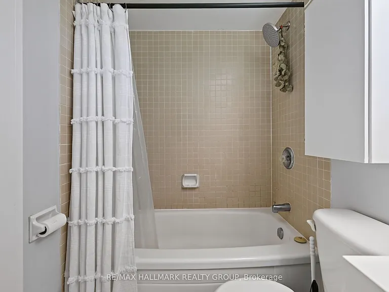 1380 Prince Of Wales Dr #703 — Photo 28