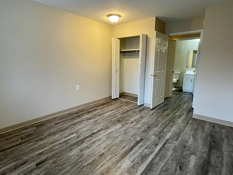 Oak Valley Apartments — Photo 50