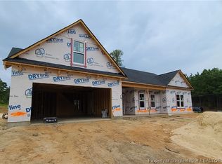 24 Poplar Dr, Spring Lake, NC 28390