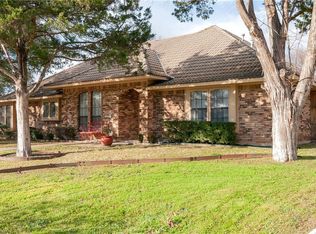 1035 Greenbriar Ln, Duncanville, TX 75137