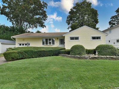 65 Fitzmaurice Street, Massapequa Park, NY, 11762