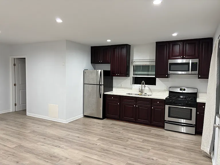 14260 McCormick St — Photo 14