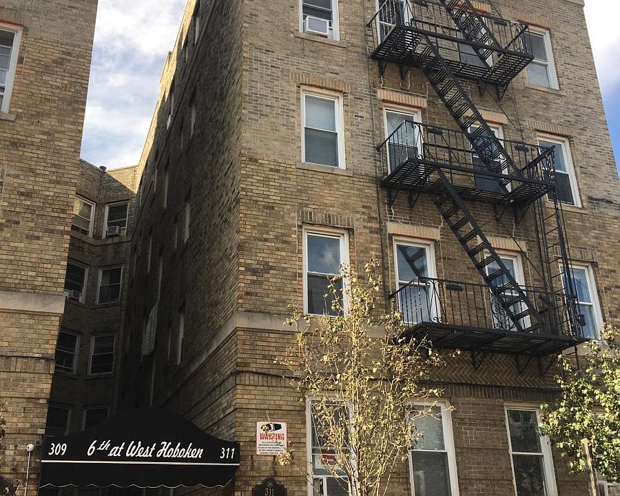 1st image of 311 6th St APT 5C