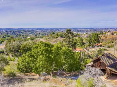 2028 Camino Loma Verde, Vista, CA, 92084