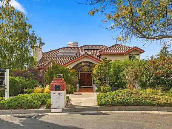 2nd image of 2080 Rancho Higuera Ct