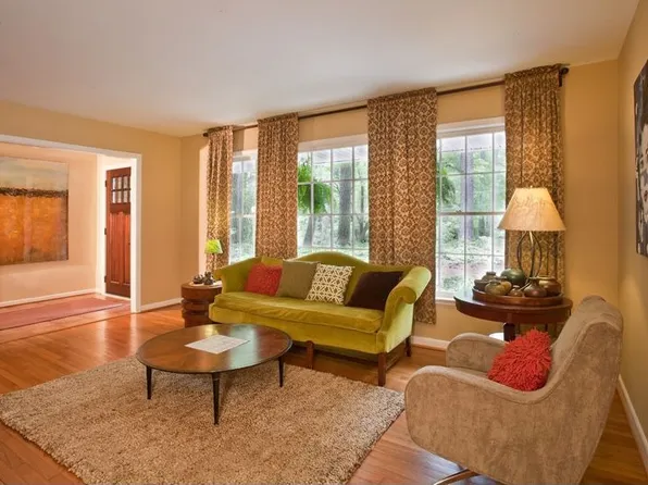 3428 Regalwoods Dr, Doraville, GA 30340