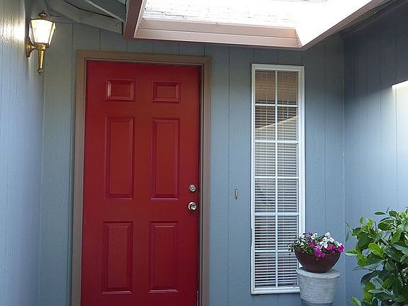 Fronf door