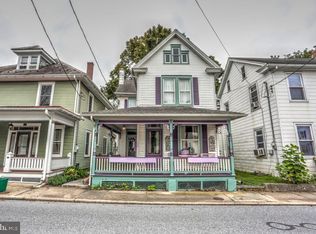106 E Lincoln Ave, Lititz, PA 17543