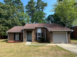 205 Barrow Ct, Raeford, NC 28376