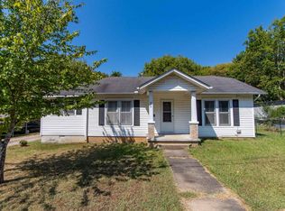 230 White St, Savannah, TN 38372