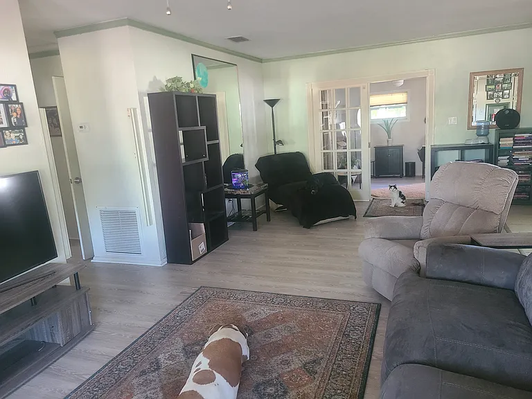 3056 Browning St — Photo 11