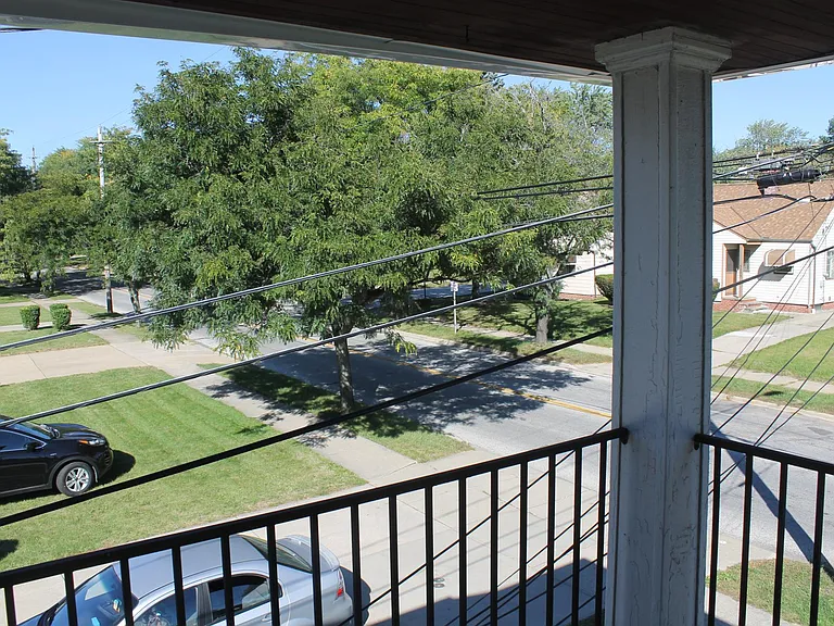 5012 Henry St #2 — Photo 8