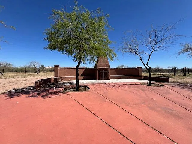 12755 W Bristolwood Ln — Photo 4