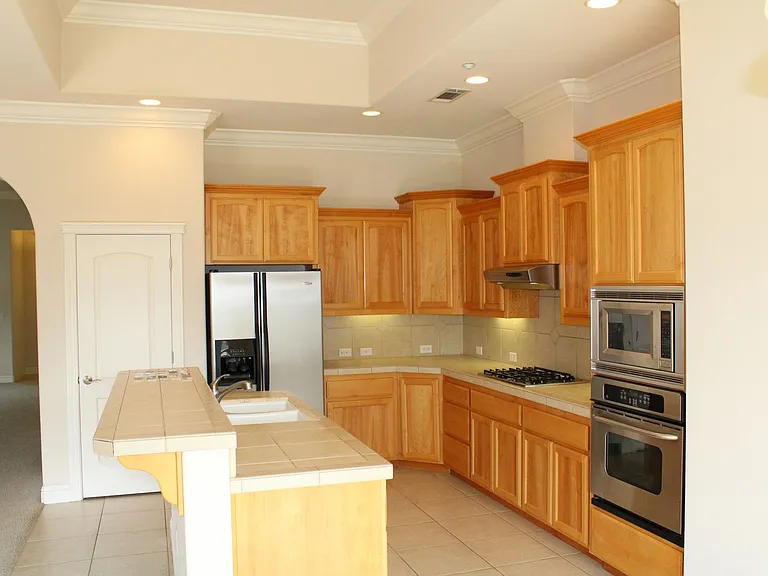 1022 Sunriver Ln — Photo 6
