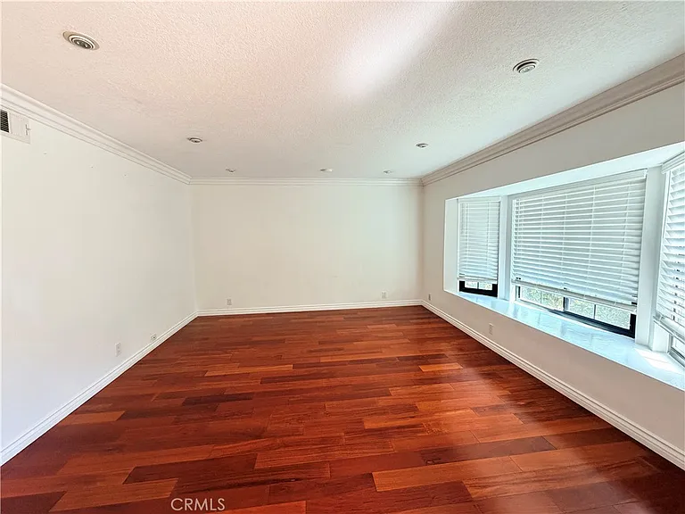 14846 Brownstone Ln — Photo 3