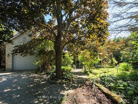 2nd image of 6 Kirkland Pl