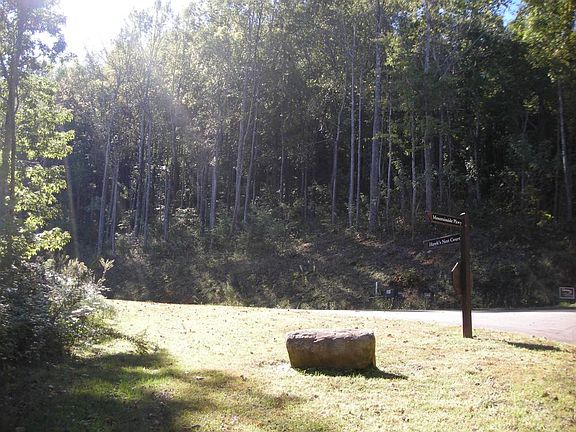 4th image of 0 Hawks Nest Ct