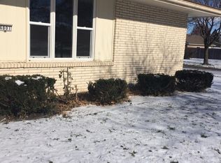 4801 Valdez Dr, Des Moines, IA 50310