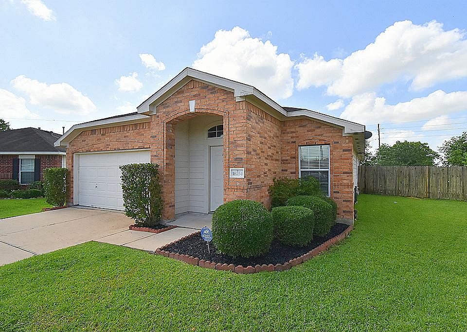 1st image of 18254 Afton Hollow Ln