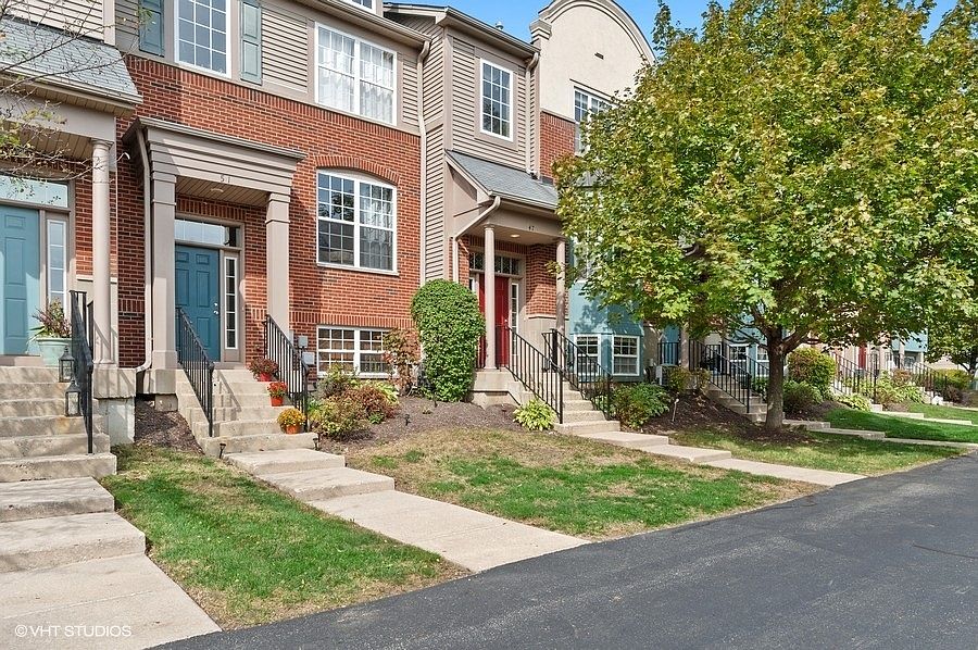 1st image of 47 Thomas Ct