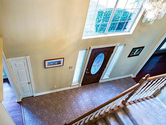 4th image of 5806 Highland Hills Ln