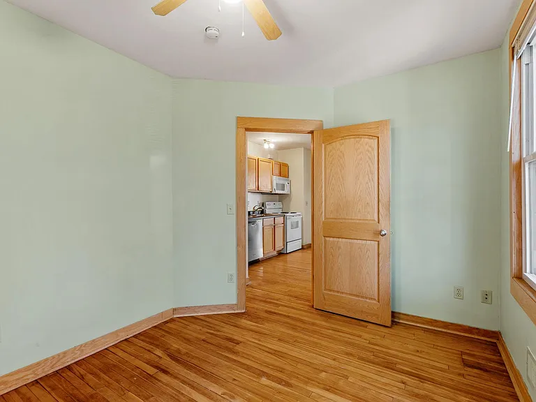 1815 Clinton Ave #1 — Photo 12