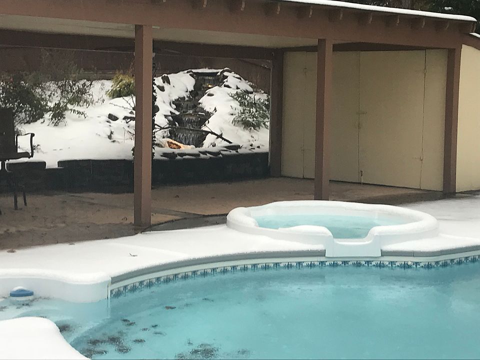 2nd image of 19023 Forest Brook Rd