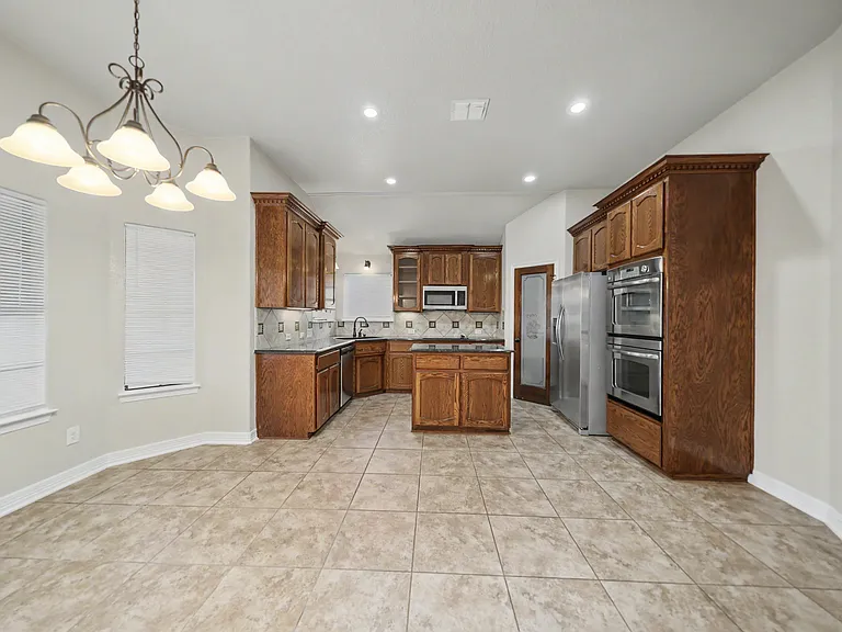 6404 Siltstone Loop — Photo 6
