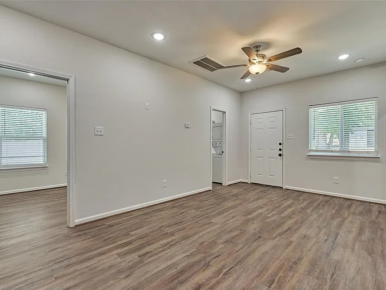 18147 Firepine Ln — Photo 11