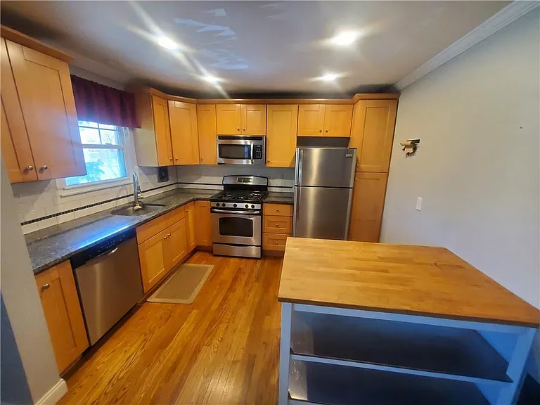 1042 Saint Charles Ave NE #6 — Photo 7