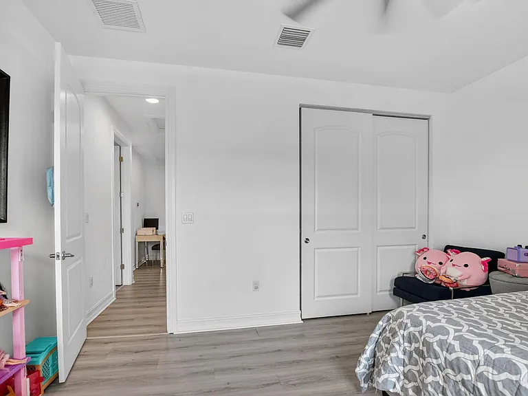 10106 Akenside Dr — Photo 26