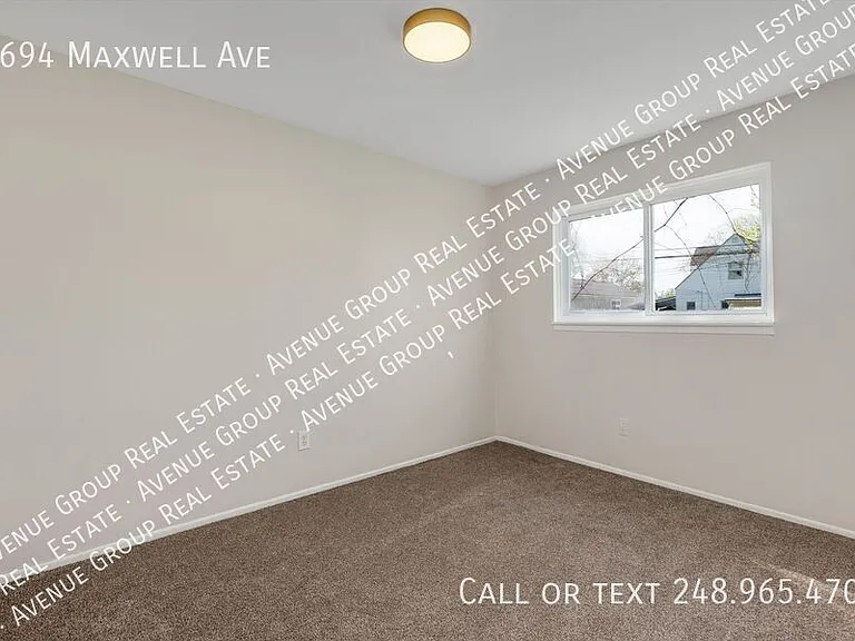 8694 Maxwell Ave — Photo 16