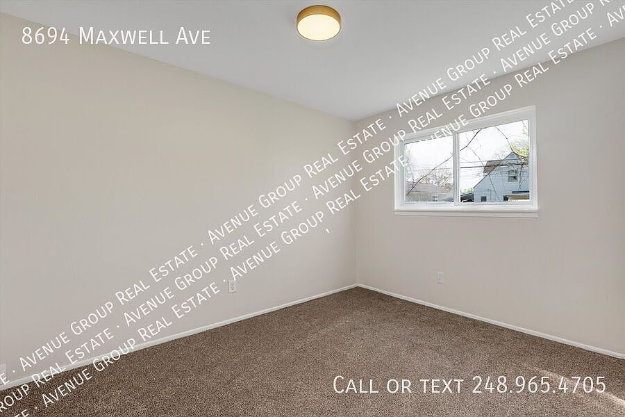 8694 Maxwell Ave, photo 16