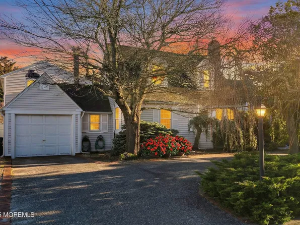 72 Pershing Boulevard, Lavallette, NJ 08735