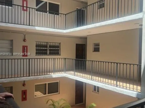 6965 Harding Ave APT 305, Miami Beach, FL 33141